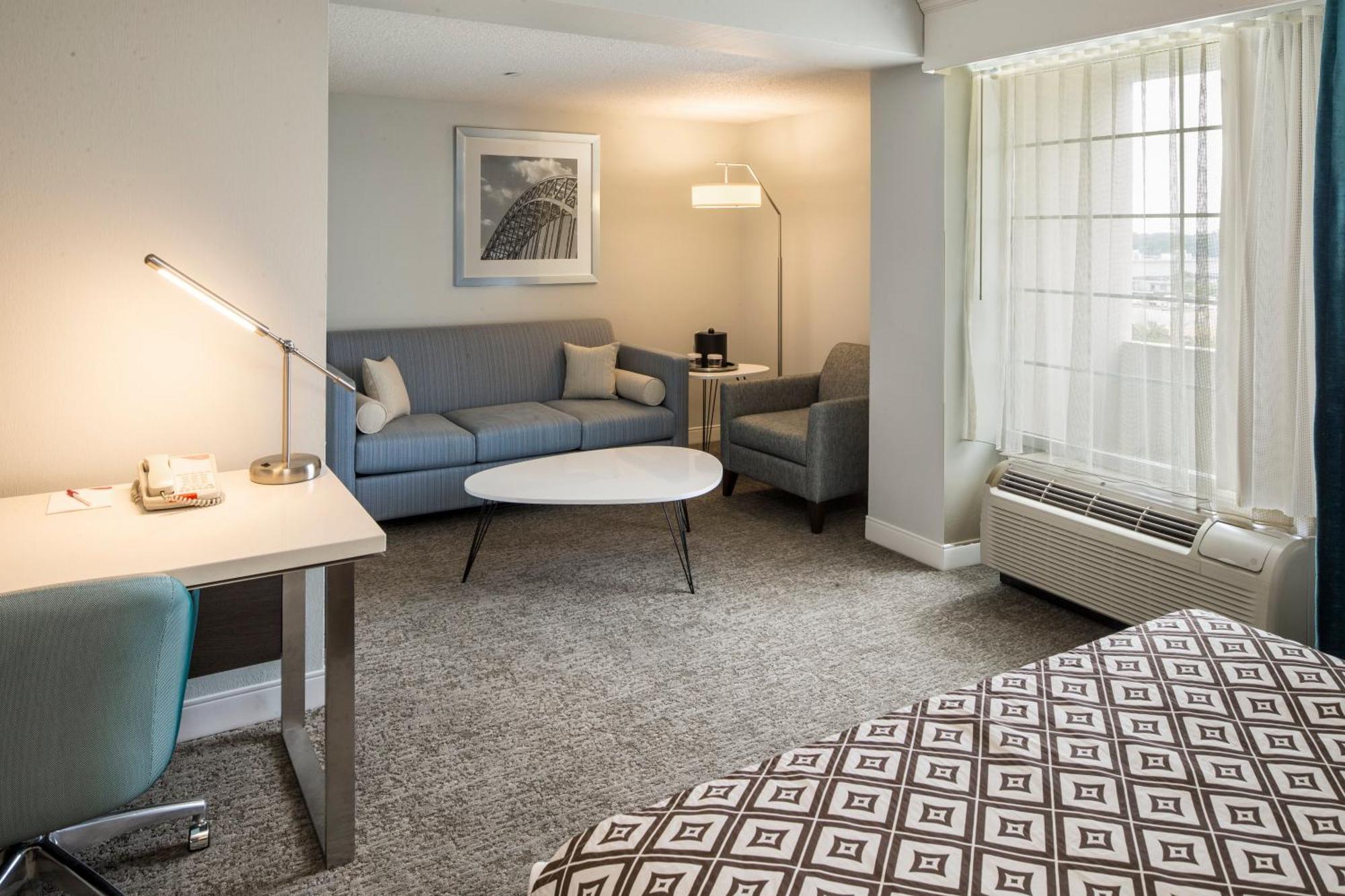 Junior Queen Suite with Two Queen Beds