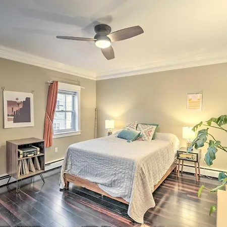 Chic Home With Yard, Less Than 5 Mi To Top Attractions-3