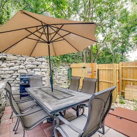Pittsburgh Townhome: 1 Mi To Downtown-2