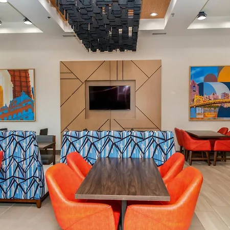 Holiday Inn Express Hotel & Suites Pittsburgh-South Side By Ihg-3